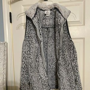 Sherpa size small women’s vest!